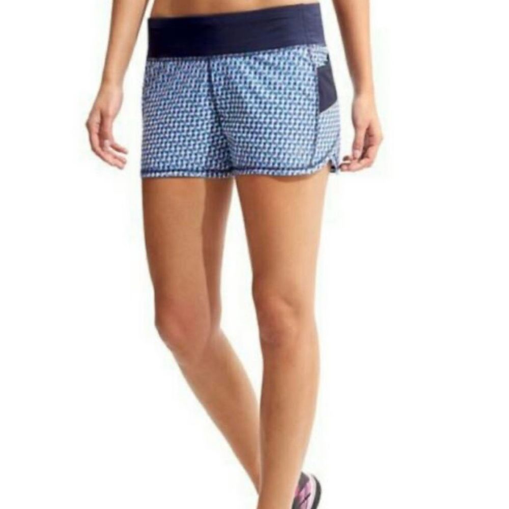 ATHLETA Ready Set Go Short Geo Multicolor Pattern